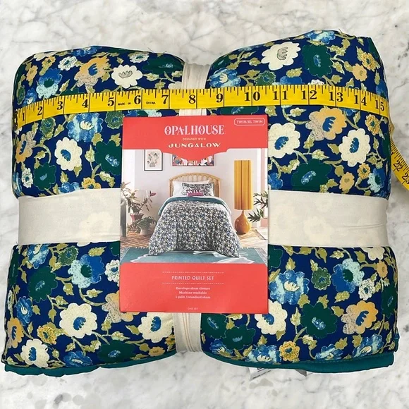 Opal House  jungalow 68 in x 92 in Twin/ XL Twin quilt set - Picture 2 of 6